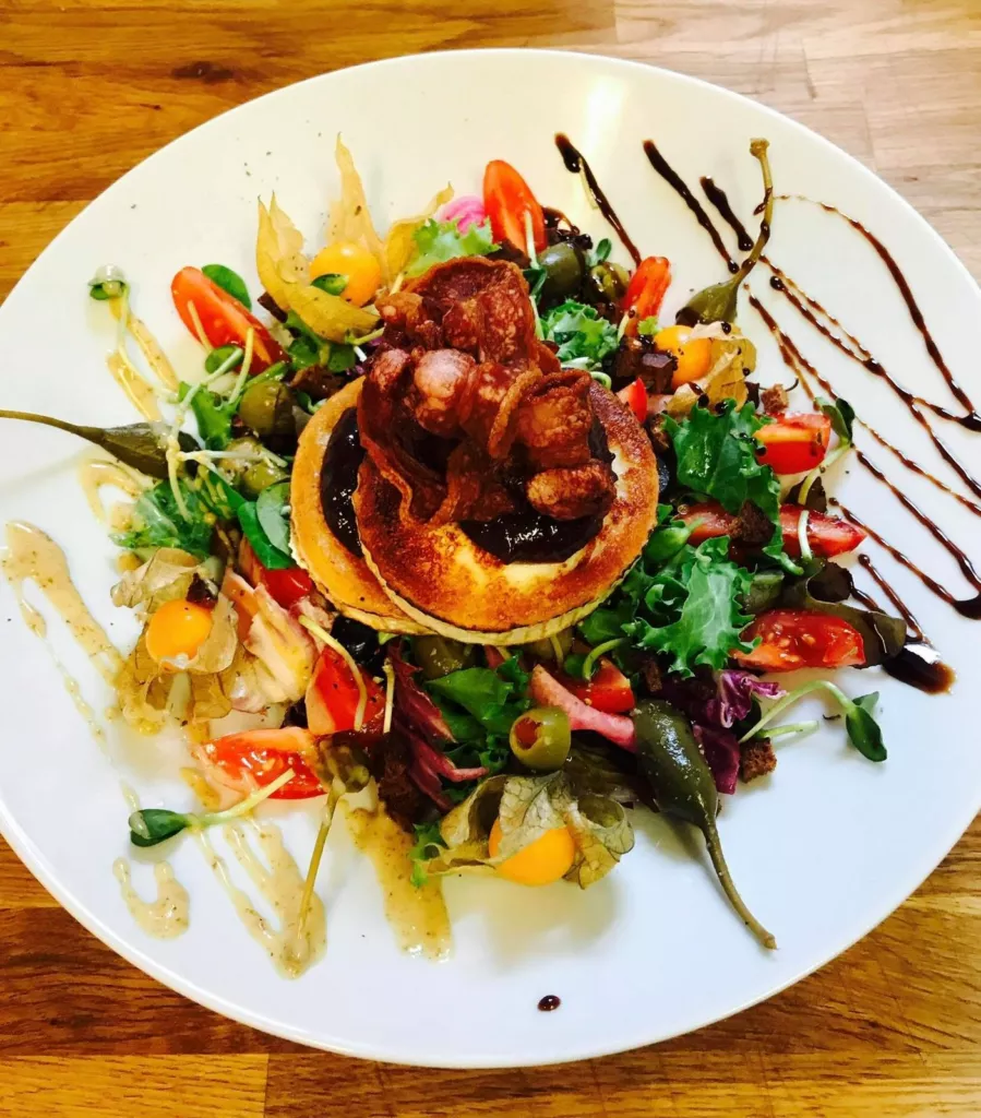 Sallad med grillad getost